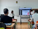 Mme Corneille et Mme Aguillon, meeting des profs